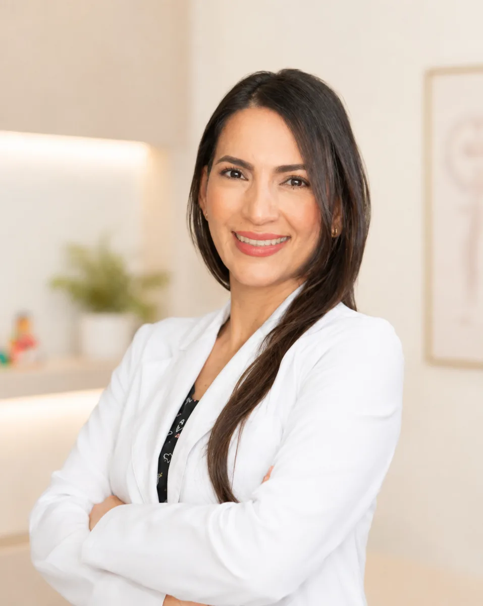 Dra. Andrea Catalina Cardona Moreno - Pediatría